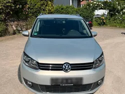 Silber Gebraucht 2011 VW Touran Van / Kleinbus | 8.700 € (Fairer Preis)