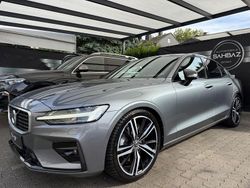 Grau Gebraucht 2019 Volvo S60 R-Design Limousine | 27.800 € (Etwas zu teuer)