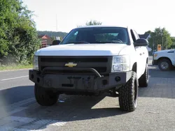 Weiß Gebraucht 2013 Chevrolet Silverado SUV | 31.500 €