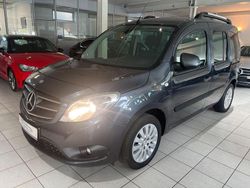Grau Gebraucht 2017 Mercedes Citan 112 Van / Kleinbus | 11.850 € (Teuer)