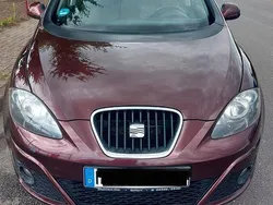 Rot Gebraucht 2010 Seat Altea Van / Kleinbus | 3.500 € (Fairer Preis)