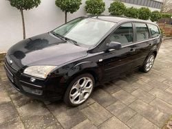Schwarz Gebraucht 2007 Ford Focus Kombi | 999 € (Guter Preis)