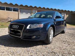 Blau Gebraucht 2005 Audi A4 Comfort Limousine | 5.000 € (Fairer Preis)