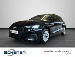 Brillantschwarz Gebraucht 2022 Audi A3 Sportback e-tron Ambiente Limousine | 25.490 € (Fairer Preis)