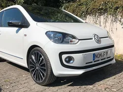 Weiß Gebraucht 2015 VW up! high up! Kleinwagen | 6.900 € (Fairer Preis)