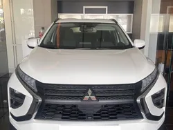 Weiß Gebraucht 2022 Mitsubishi Eclipse Cross Basis SUV | 21.800 € (Superpreis)
