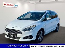 Weiß Gebraucht 2018 Ford S-MAX Titanium Van / Kleinbus | 12.299 € (Superpreis)