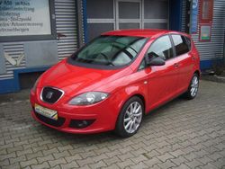 Rot Gebraucht 2006 Seat Altea Van / Kleinbus | 4.999 €