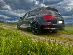 Schwarz Gebraucht 2011 VW Touareg R-line SUV | 16.499 € (Guter Preis)