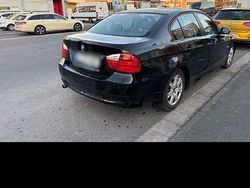 Schwarz Gebraucht 2007 BMW 318 Limousine | 3.800 € (Fairer Preis)