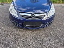 Blau Gebraucht 2009 Opel Corsa Kleinwagen | 3.800 € (Etwas zu teuer)