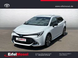 Grau Neu 2025 Toyota Corolla Limousine | 33.660 €