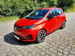 Rot Gebraucht 2023 Renault Zoe Evolution Kleinwagen | 24.800 €