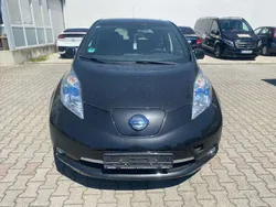 Black (m) Gebraucht 2016 Nissan Leaf Tekna Kleinwagen | 4.000 € (Superpreis)