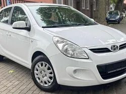 Crystal white Gebraucht 2011 Hyundai i20 Classic Kleinwagen | 4.990 € (Fairer Preis)