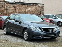 Grau Gebraucht 2013 Mercedes E250 Limousine | 8.990 € (Superpreis)