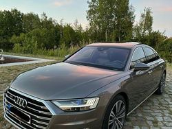 Grau Gebraucht 2018 Audi A8 Comfort Limousine | 44.999 € (Fairer Preis)