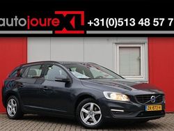 Grau Gebraucht 2016 Volvo V60 Summum Kombi | 6.600 € (Superpreis)