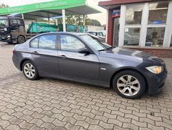 Grau Gebraucht 2008 BMW 320 Limousine | 7.500 € (Teuer)