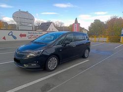 Schwarz Gebraucht 2017 Opel Zafira Van / Kleinbus | 7.000 €