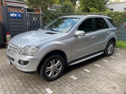 Silber Gebraucht 2005 Mercedes ML350 SUV | 7.300 €