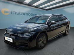 Schwarz Gebraucht 2024 VW Passat Kombi | 40.649 € (Fairer Preis)