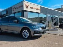 Grau Gebraucht 2024 Skoda Scala Ambition Kleinwagen | 21.990 € (Fairer Preis)