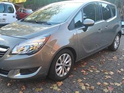 Braun Gebraucht 2015 Opel Meriva Style Van / Kleinbus | 11.350 € (Etwas zu teuer)