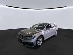 Pyritsilber metallic Gebraucht 2022 VW Passat GTE Kombi | 22.865 € (Etwas zu teuer)