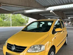 Gelb Gebraucht 2004 VW Fox Kleinwagen | 1.250 € (Fairer Preis)