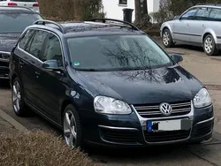 Blau Gebraucht 2008 VW Golf V Kombi | 3.000 € (Etwas zu teuer)
