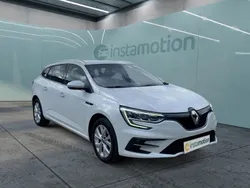 Weiß Gebraucht 2021 Renault Mégane IV Zen Van / Kleinbus | 19.296 € (Fairer Preis)
