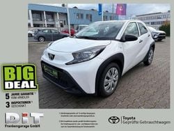 Schneeweiss Gebraucht 2022 Toyota Aygo X SUV | 10.890 € (Superpreis)