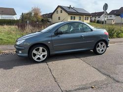 Grau Gebraucht 2006 Peugeot 206 CC Cabrio | 2.600 € (Etwas zu teuer)