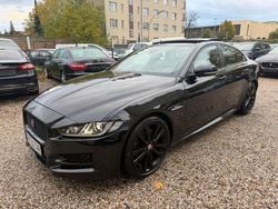 Schwarz Gebraucht 2016 Jaguar XE R-Sport Limousine | 13.950 € (Fairer Preis)