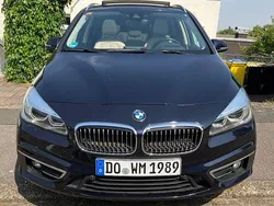 Blau Gebraucht 2016 BMW 214 Active Tourer Luxury Line Van / Kleinbus | 8.250 €