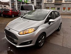 Silber Gebraucht 2013 Ford Fiesta Trend Kleinwagen | 5.450 € (Fairer Preis)