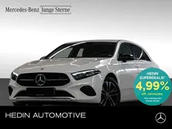 Weiß Gebraucht 2024 Mercedes A250 Progressive Limousine | 31.490 € (Fairer Preis)