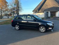 Schwarz Gebraucht 2014 Skoda Fabia Kombi | 3.400 € (Fairer Preis)