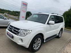 Weiß Gebraucht 2013 Mitsubishi Pajero Instyle SUV | 14.990 € (Fairer Preis)