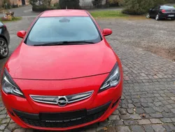 Rot Gebraucht 2012 Opel Astra Limousine | 5.600 € (Fairer Preis)