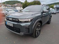 Grün Neu 2025 Dacia Bigster Extreme SUV | 31.790 € (Etwas zu teuer)