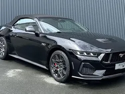 Schwarz Gebraucht 2024 Ford Mustang GT Convertible Cabrio | 59.950 € (Teuer)