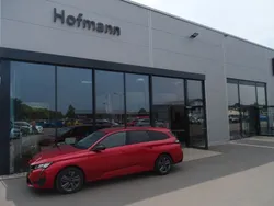 Rot Gebraucht 2024 Peugeot 308 Allure Kombi | 20.950 € (Superpreis)