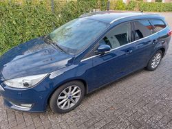 Blau Gebraucht 2015 Ford Focus Titanium Limousine | 5.200 € (Fairer Preis)