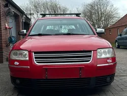 Rot Gebraucht 2001 VW Passat Highline Kombi | 2.200 € (Guter Preis)