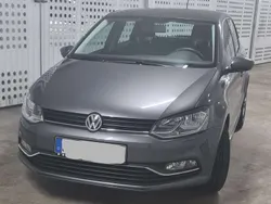 Grau Gebraucht 2016 VW Polo Comfortline Limousine | 12.450 € (Fairer Preis)