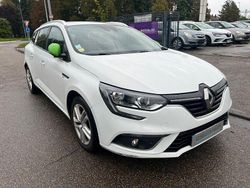 Weiß Gebraucht 2020 Renault Mégane IV Limousine | 6.500 €