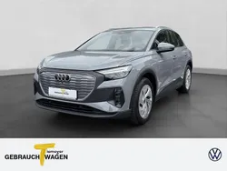 Grau Gebraucht 2023 Audi Q4 e-tron SUV | 32.980 € (Guter Preis)