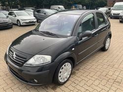Schwarz Gebraucht 2002 Citroën C3 Kleinwagen | 1.499 €